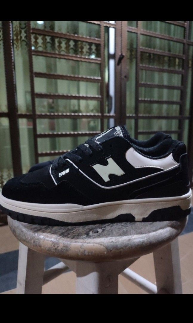 NB 550 BLACK