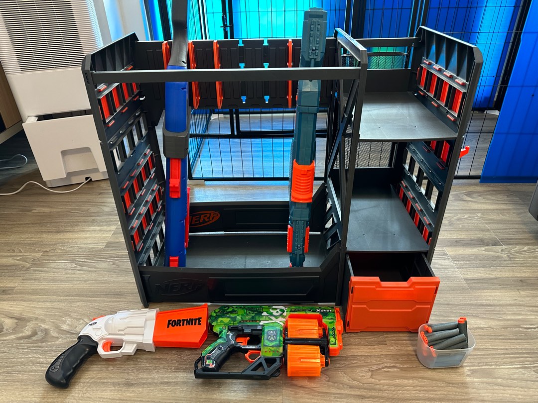 Nerf outlet gun holder