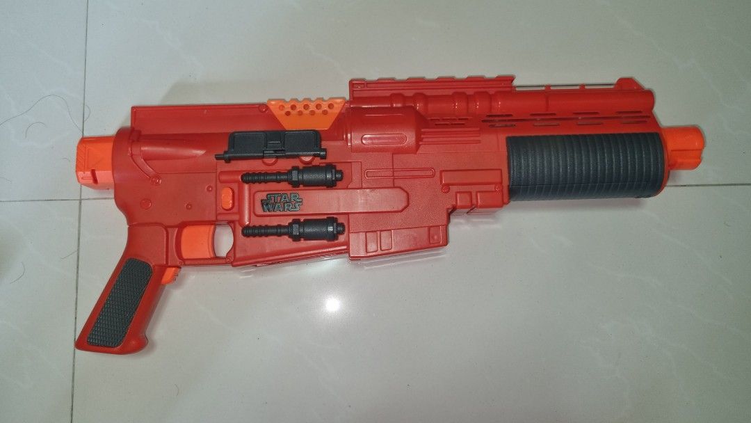 Nerf Star Wars Rogue One Sergeant Jyn Erso Blaster
