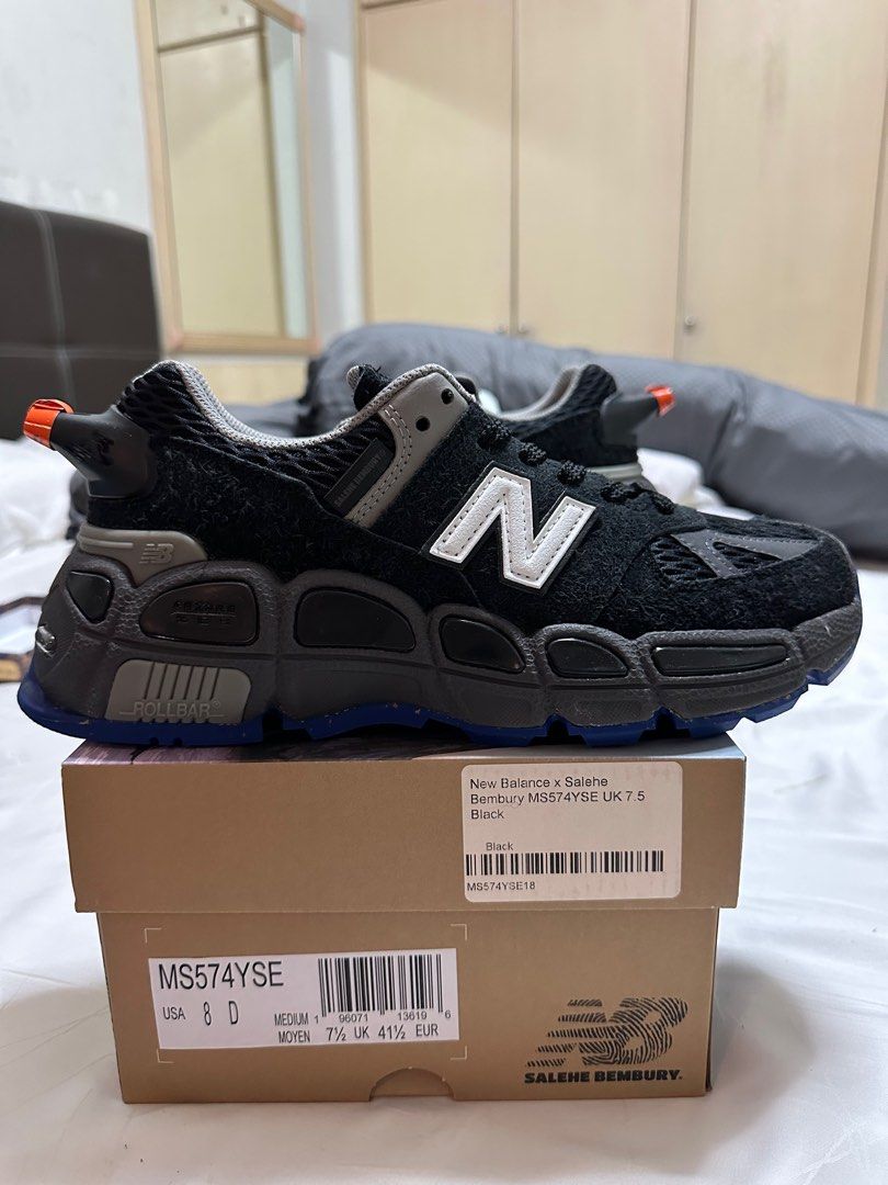 New balance top m900
