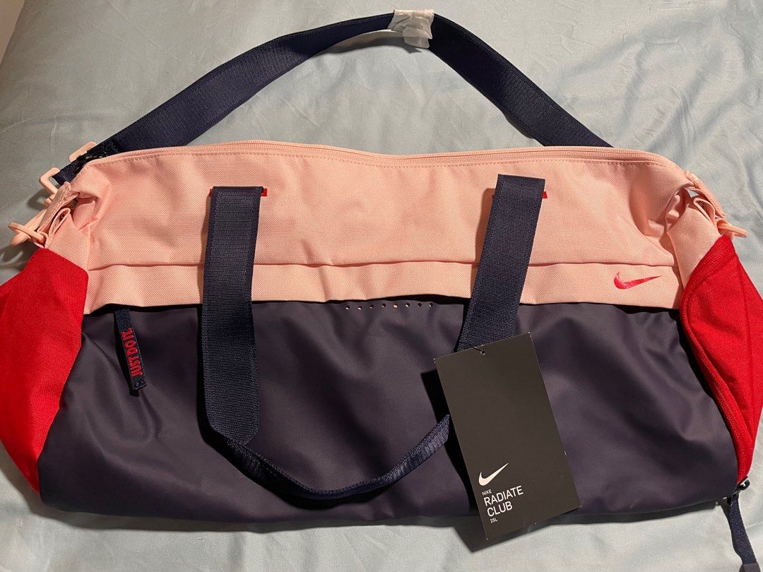 Nike radiate online club duffel bag