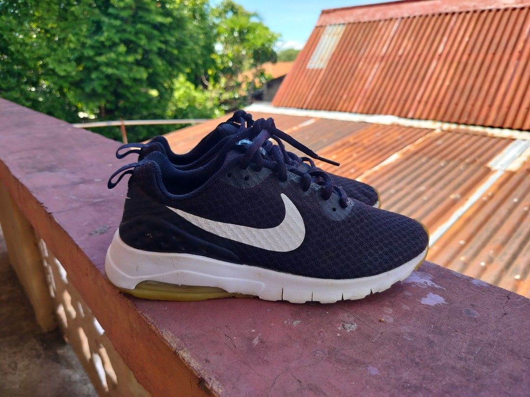 Air max low motion cheap