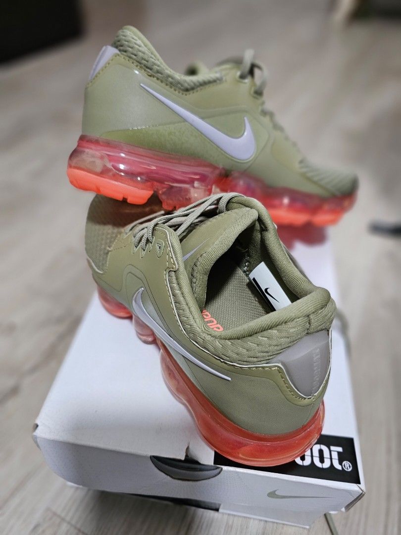 Nike air vapormax on sale flyknit in neutral olive