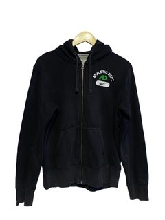 (Category: ) located in . Submitted by onlywear (Listing ID 1238303784, Image 1). Description: .
