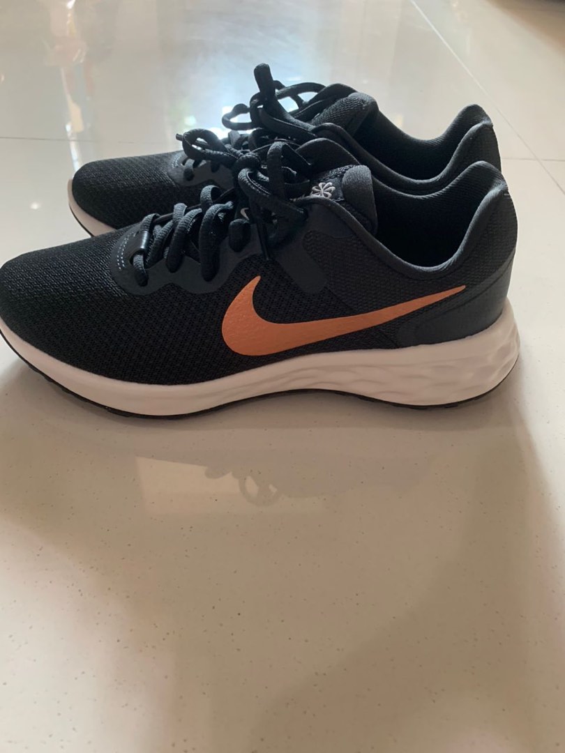 Nike Running Shoes, Women's Fashion, Footwear, Sneakers on Carousell