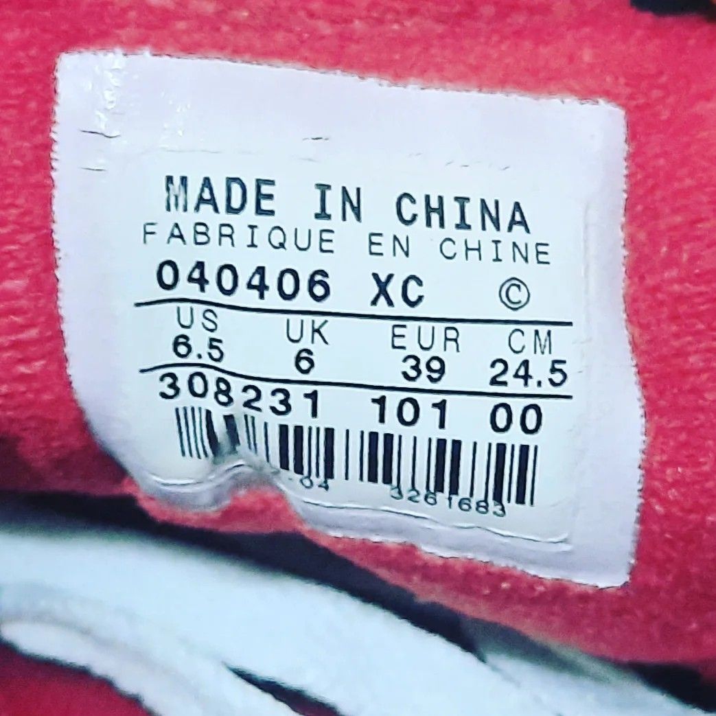 kasut bola nike total 90