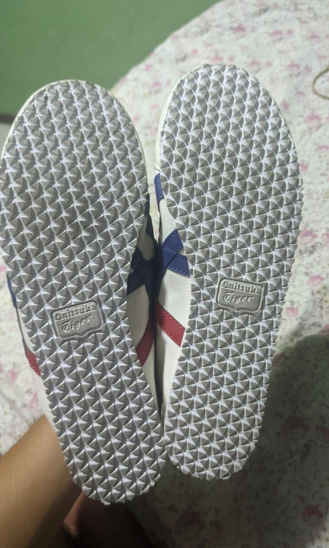 onitsuka mexico slip on