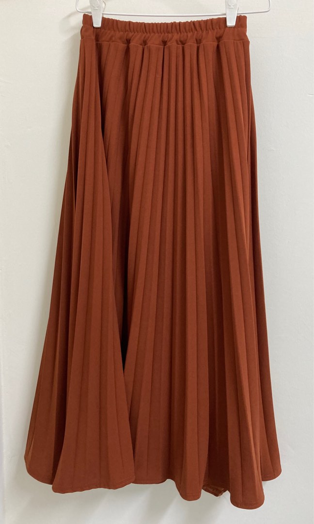 Pleated Brown Skirt-Waist 28 to 36 main image 0