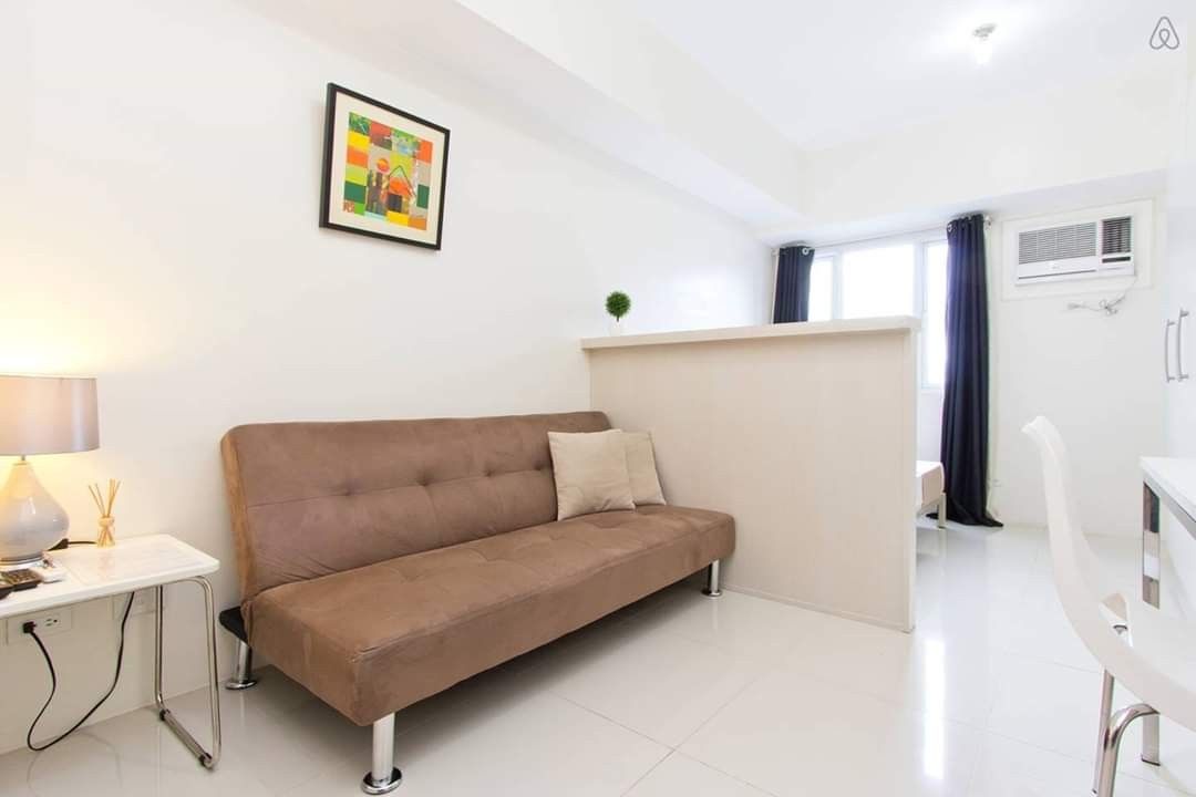 Princeton Residences for Rent (Category: Apartments & Condos) located in Mandaluyong City. Submitted by marielreyes (Listing ID 1238303490, Image 1). Description: Fully furnished unit at the 22nd flr. facing Ortigas Skyline Inclusions: - TV with youtube and netflix - Wifi - Double sized bed - Beddings & Linens - Dining table with 3 chairs - Utensils, glass, plates, knives, spoons, fork - Air-conditioned Room - Smoke detector and Fire extinguisher