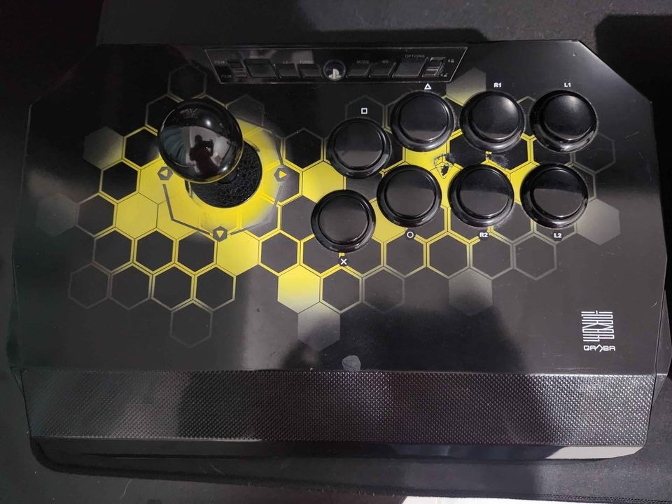 qanba Drone 2 - Arcade Joystick für PlayStation 5, PS4 - Offizielle