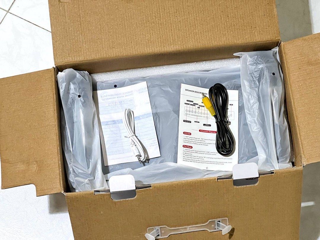 (RENTAL) Speaker and mic set, Lifestyle Services, Others on Carousell