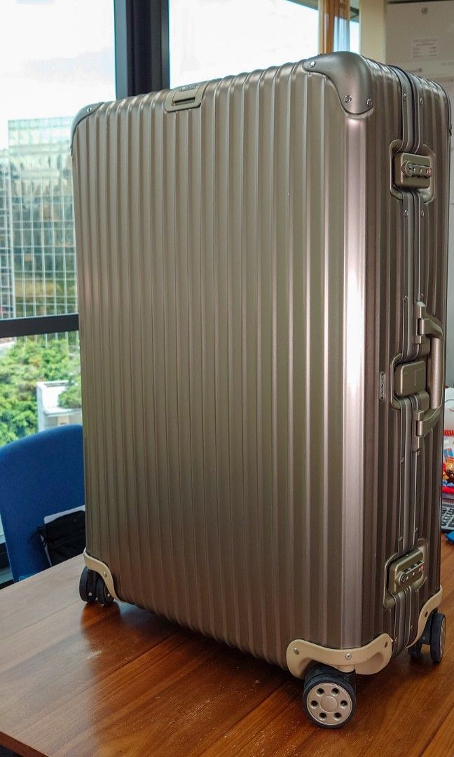 Rimowa topas 77 outlet