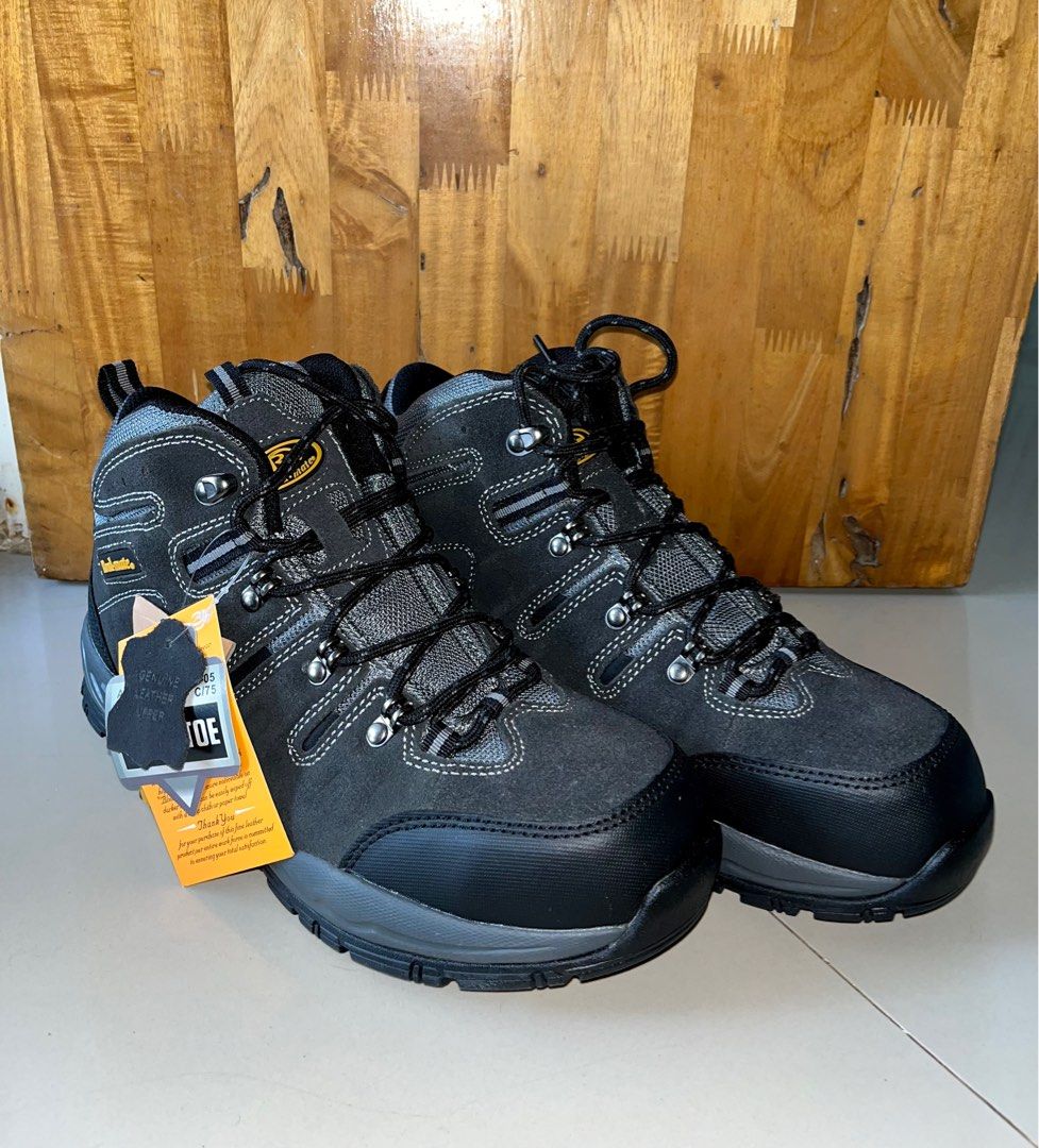 Roadmate Safety Shoes on Carousell