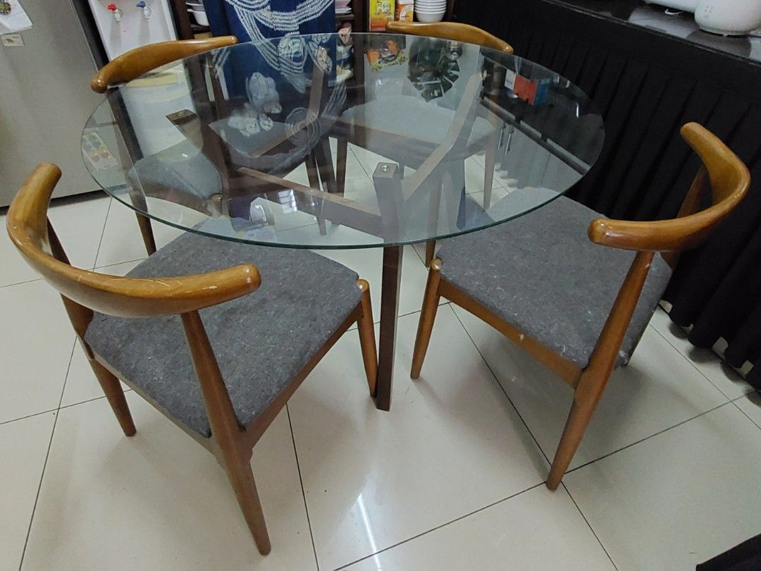 Round Top Glass Table with 4 Chairs, Furniture & Home Living, Furniture