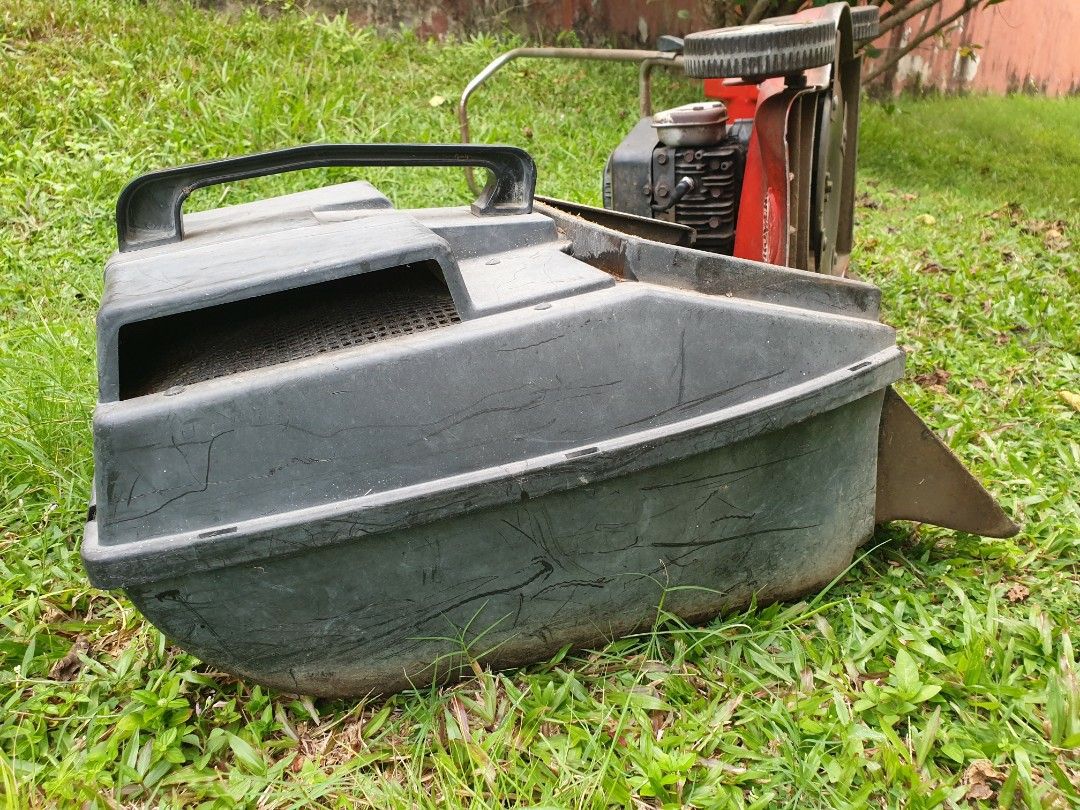 Rover lawn deals mower catcher replacement