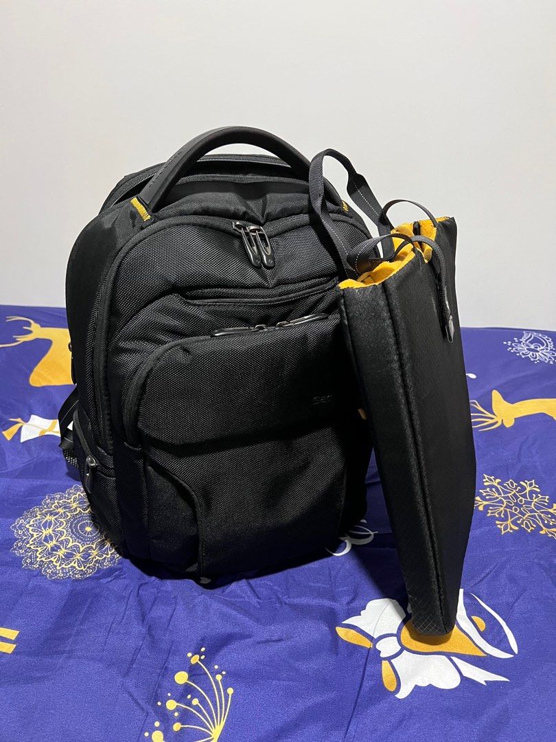 Samsonite torus lp backpack v zip hotsell