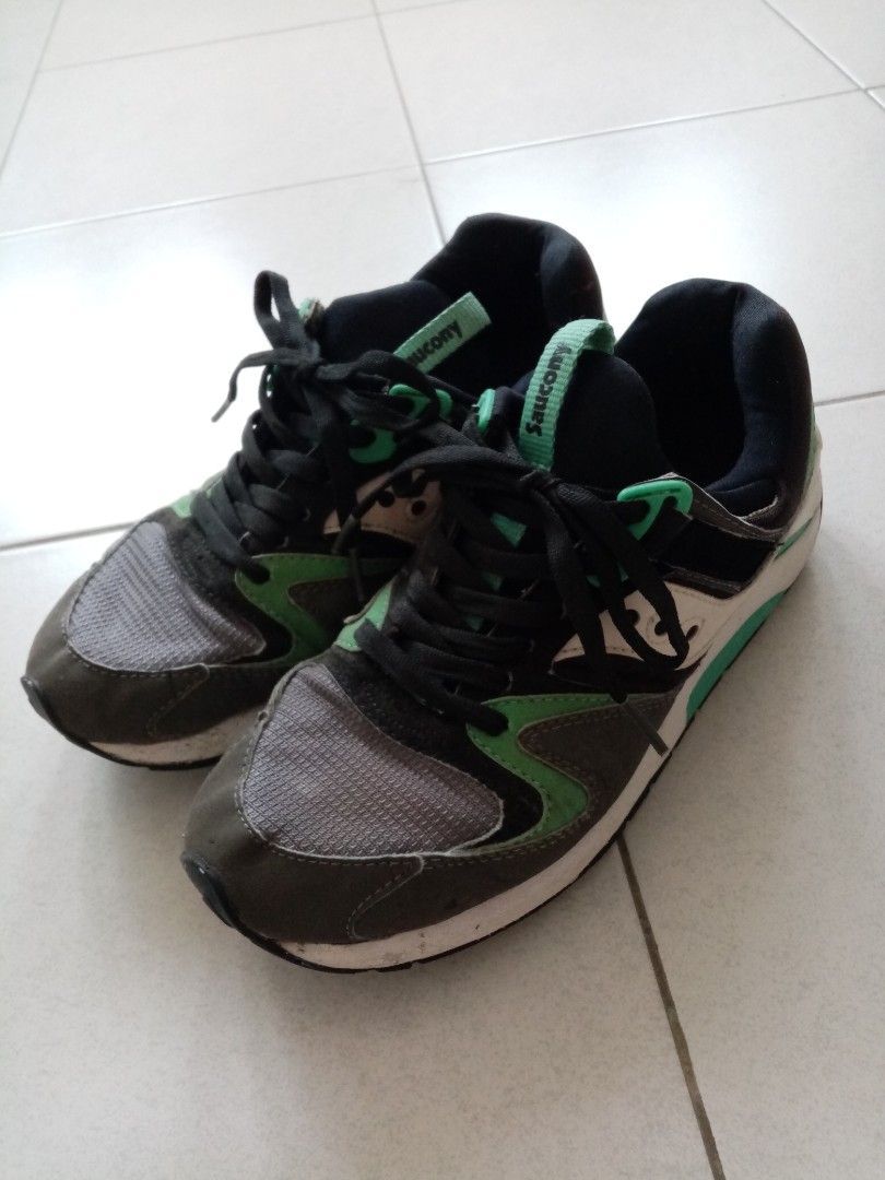 Harga saucony shop grid 9000