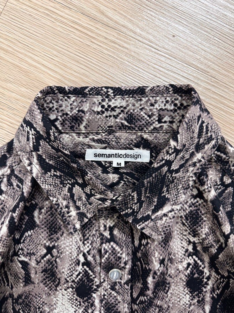 トップス ''Semantic Design'' L/S Snake Pattern T Semantic Design'' L/S Snake Pattern T