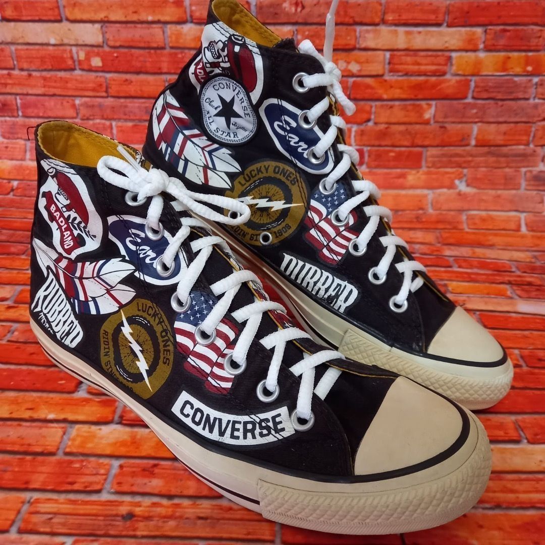 Sepatu top punk converse