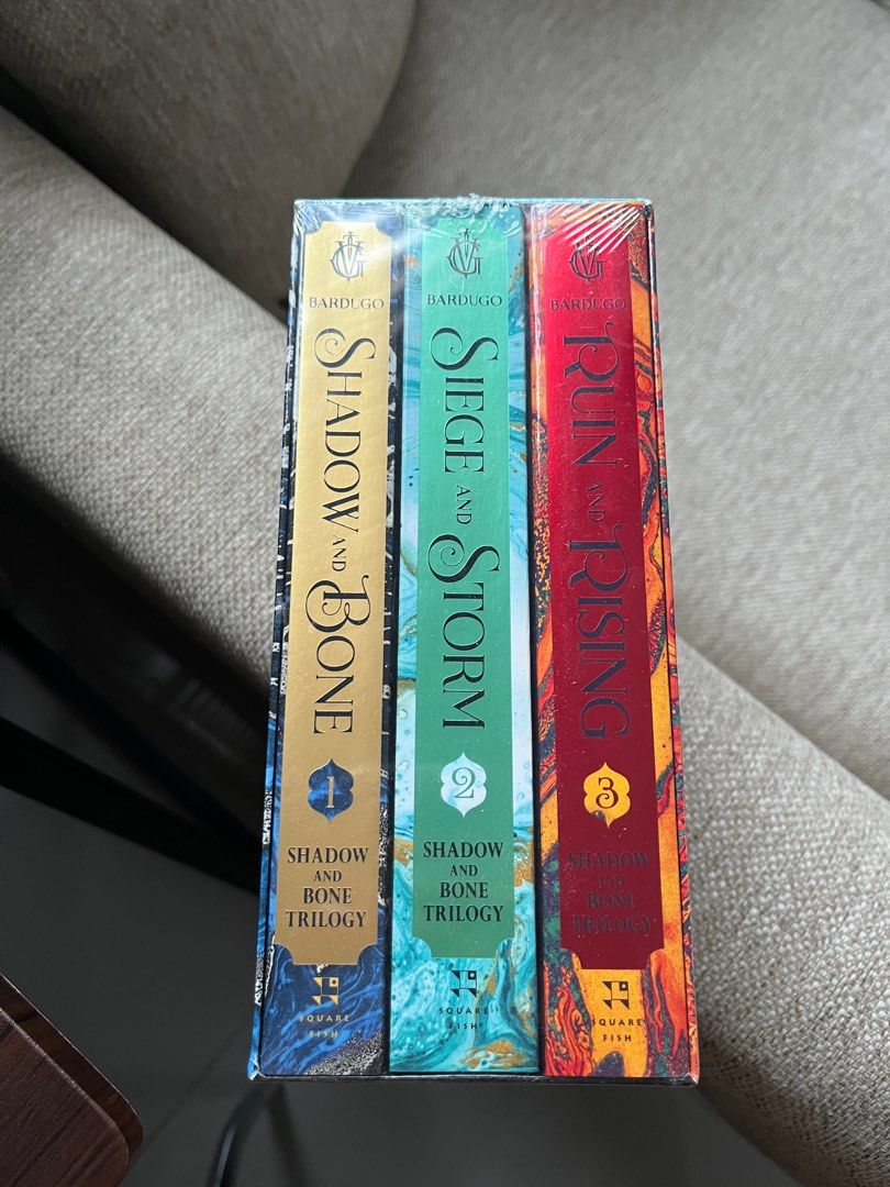 Shadow and Bone Trilogy box set, Hobbies & Toys, Books & Magazines ...