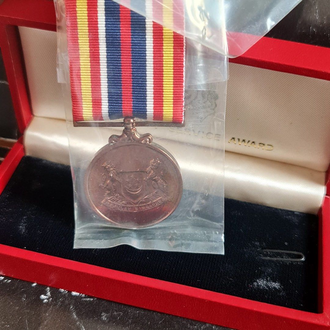 Singapore Community Service Award, medal and pin . White scarf with ...