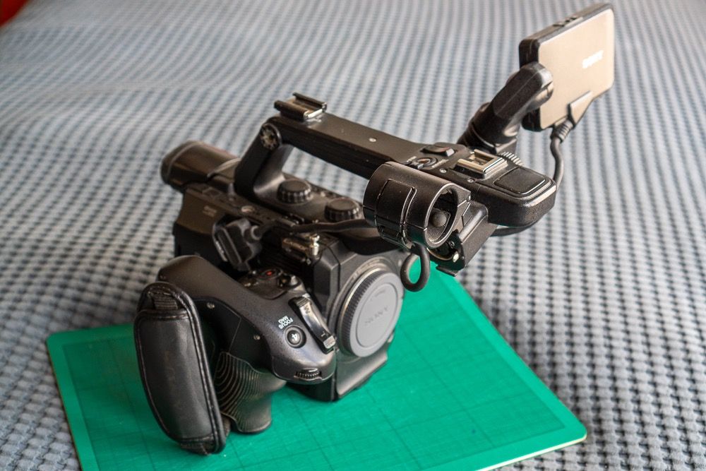 Sony PXW-FS5 XDCAM Super 35 Camera, 攝影器材, 攝錄機 - Carousell