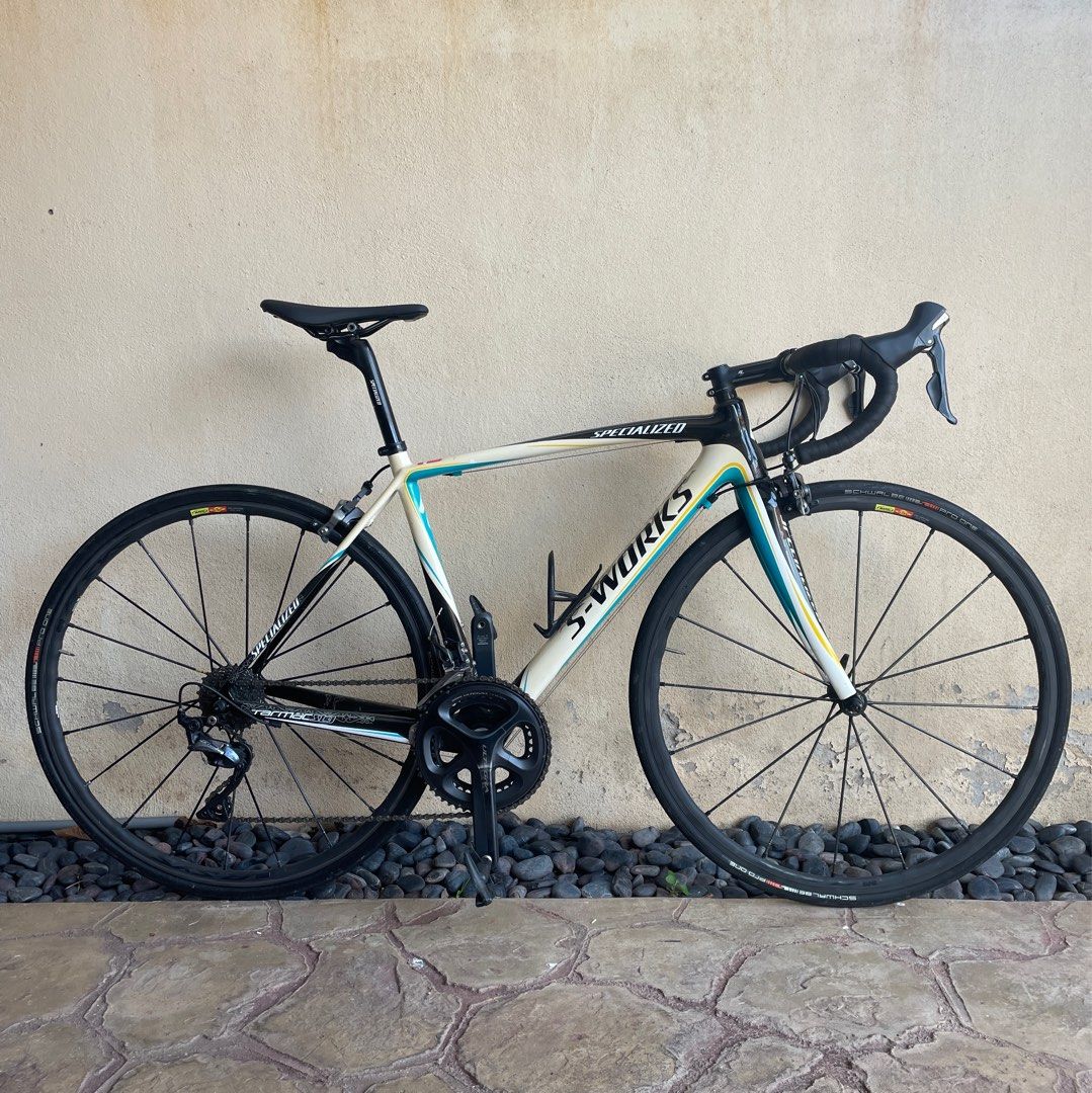 S works sales tarmac 2010