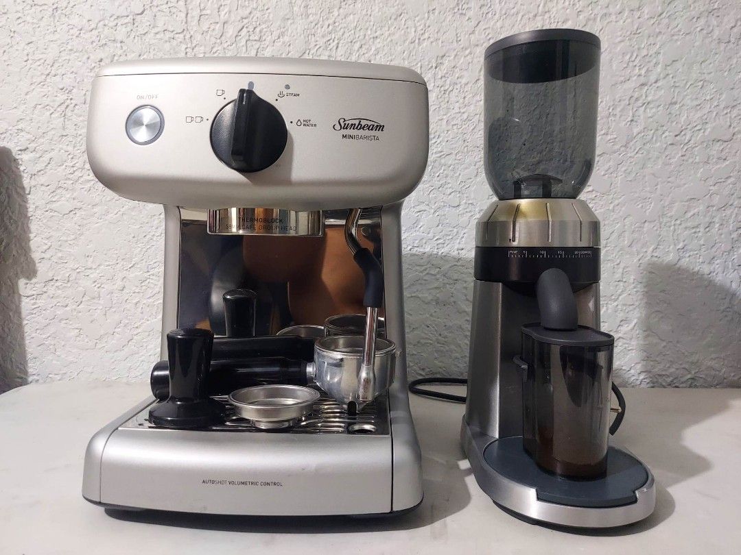 Sunbeam Mini Barista & Sunbeam Cafe Series (Category: Coffee Machines & Makers) located in Taytay. Submitted by mikz_1303 (Listing ID 1238344328, Image 1). Description: Sunbeam Mini Barista Silver Model number: EM4300S ✅️Portafilter ✅️2 Filter Cup ✅️Tamper No issue 220v Sunbeam Cafe Series Conical Burr Grinder Model No. EM0480 Grind into Handle With Box Use as demo or display unit Australia Mall Pull out Good Working No Issue.