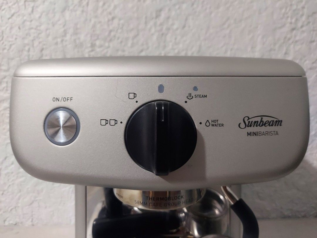 Mini Barista Espresso Machine, EM4300