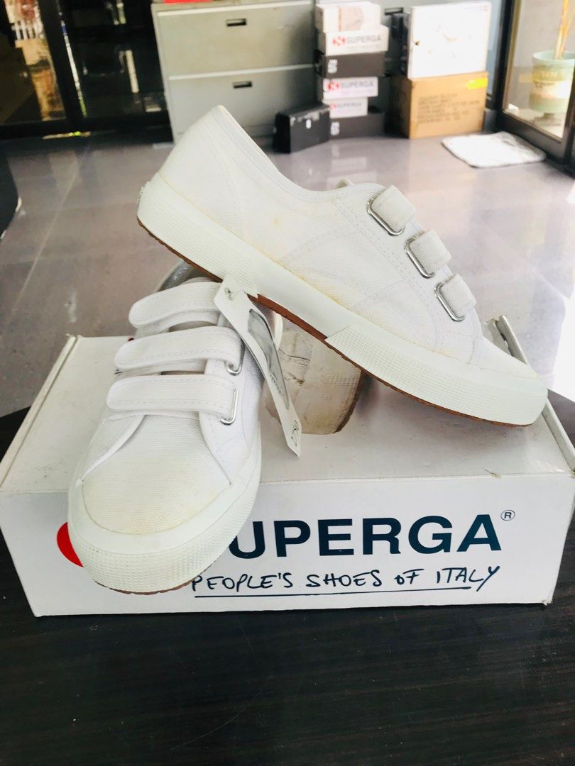 Superga a shop 19 euro