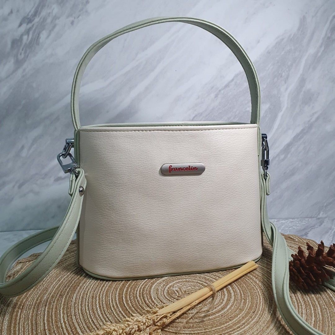 Tas model sales sling bag