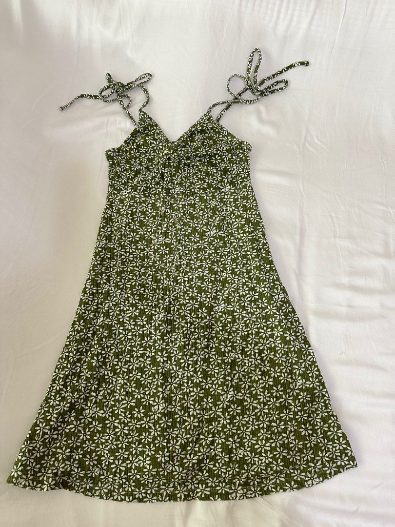 SUPER SALE Topshop Stretchy floral green dress Women s Fashion