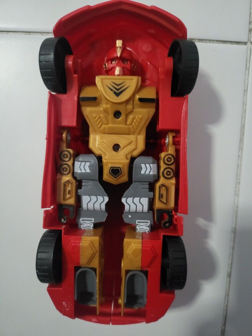 Transformers toys, Hobbies & Toys, Toys & Games on Carousell