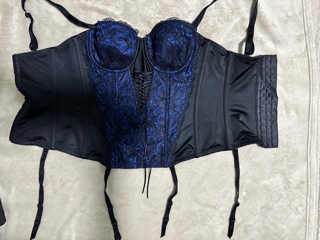 Triumph Corset C-75, Women's Fashion, Tops, Other Tops on Carousell