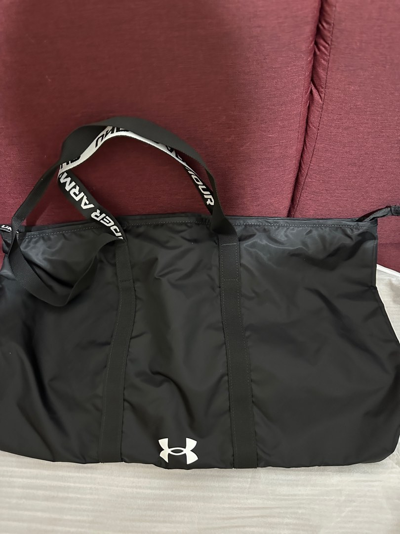 UNDER ARMOR SHOULDER BAG on Carousell