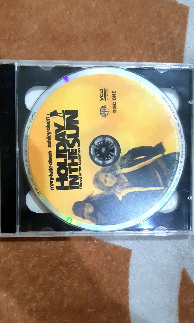 Turun harga vcd holiday in the sun dapat 2 vcd on carousell