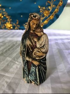 Vintage statue of madonna and child  Chalk ware