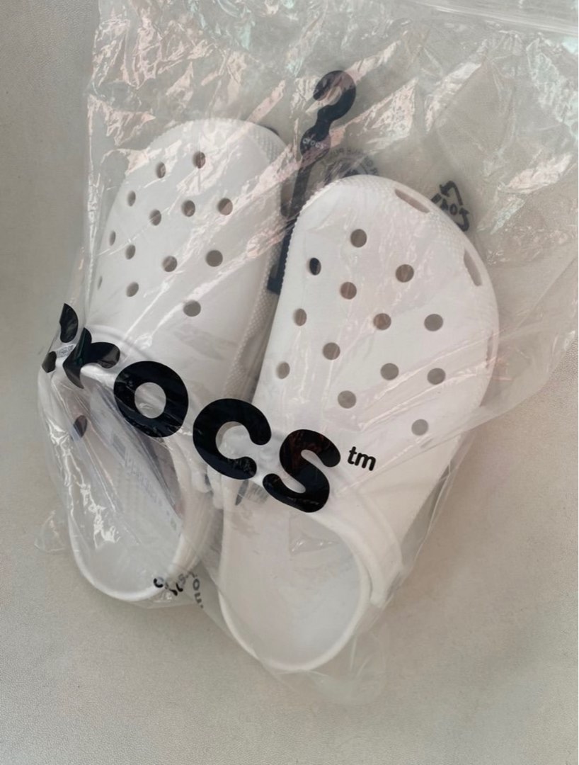 mens white crocs