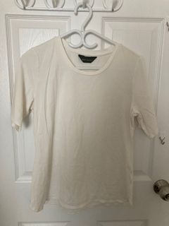 White T shirt