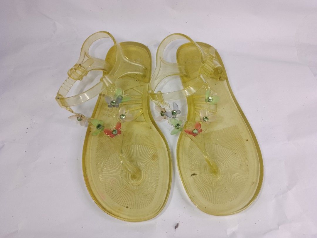 Yellow cab sandals outlet