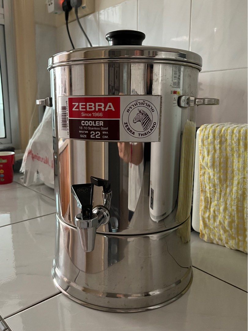 Zebra water dispenser 22cm sales