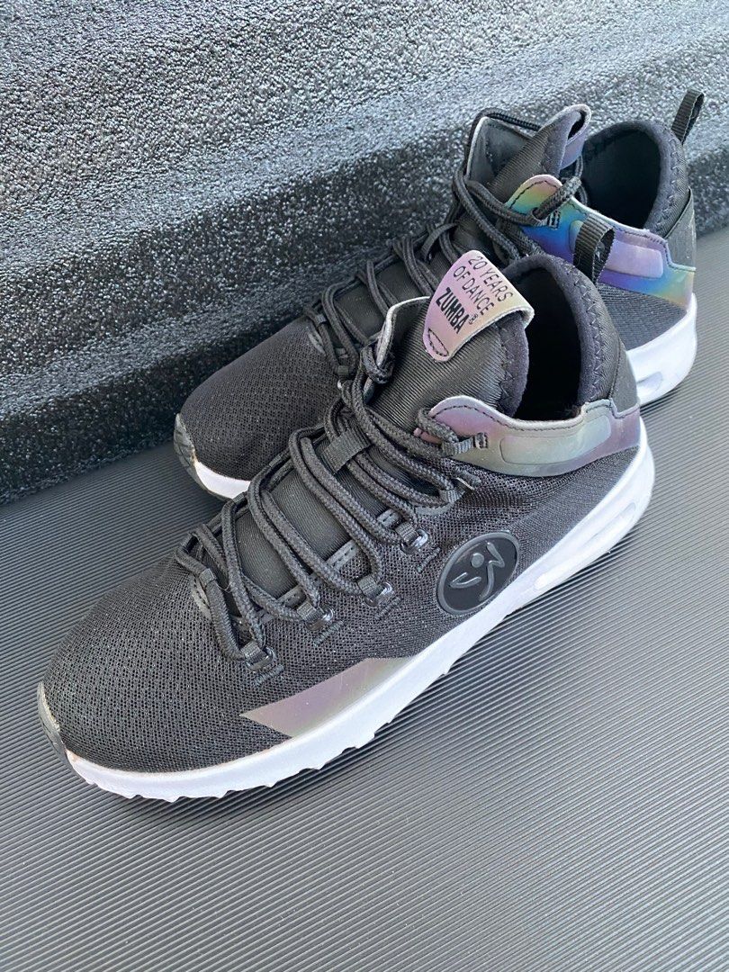 White sales zumba shoes