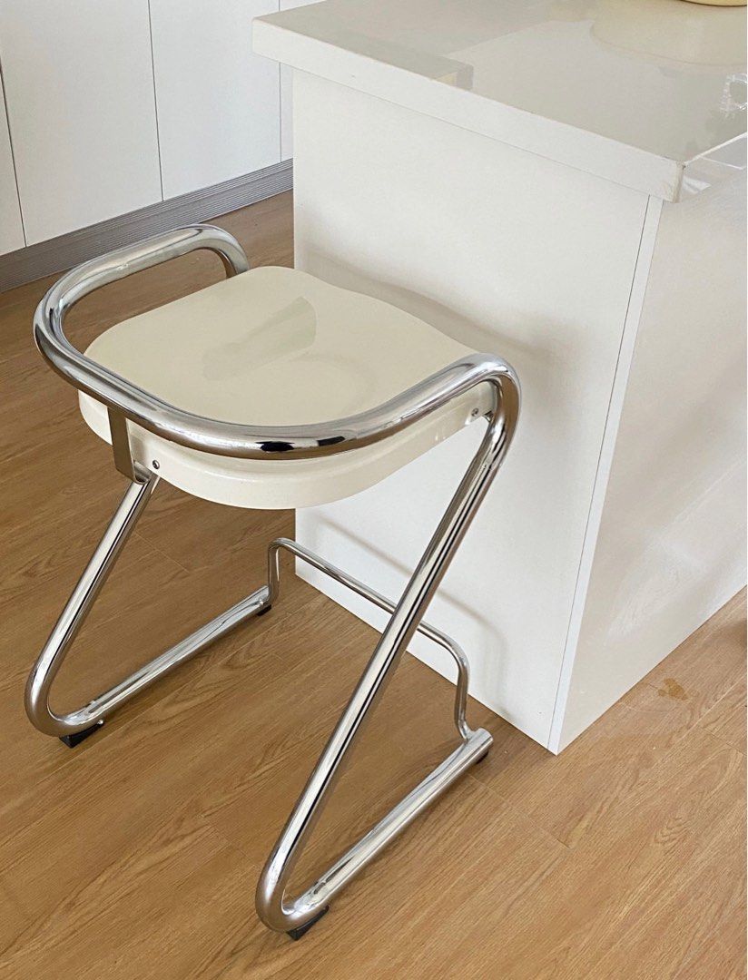 ZUMI Modern Bar Stool, Furniture & Home Living, Furniture, Chairs on