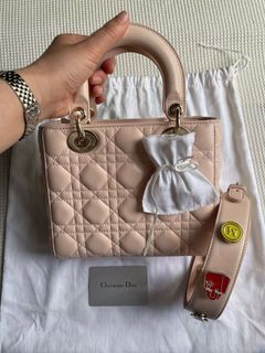 🎆2023 SALE!🎆AUTH. DIOR LADYD. SMALL 3BADGES LAMB GHW