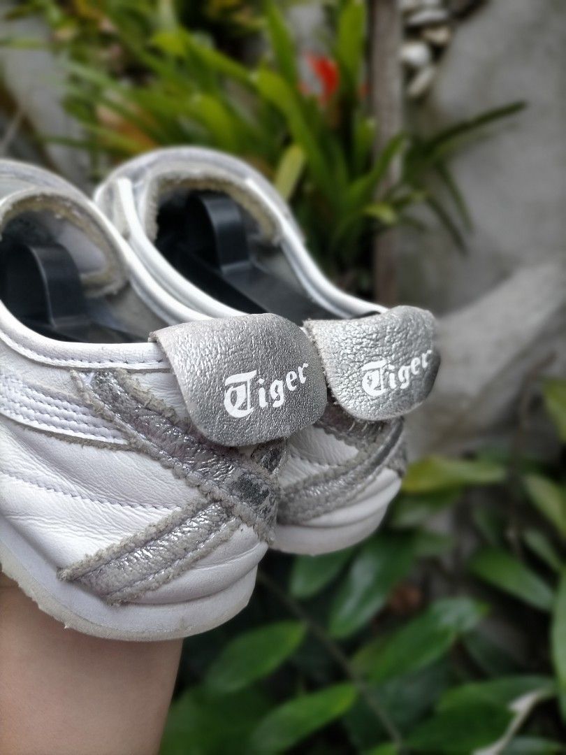 onitsuka velcro
