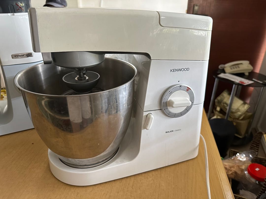 2 Kenwood Mixers, TV & Home Appliances, Kitchen Appliances, Hand