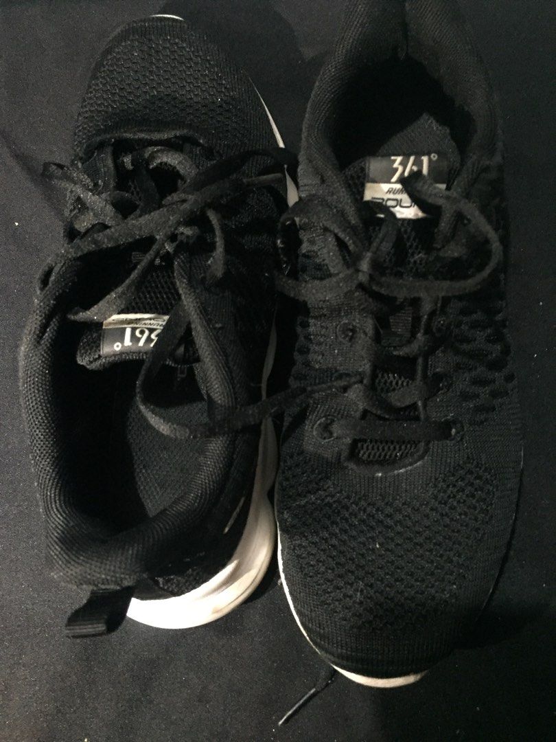 361 DEGREES WOMAN’S RUNNING, Fesyen Pria, Sepatu , Sneakers di Carousell