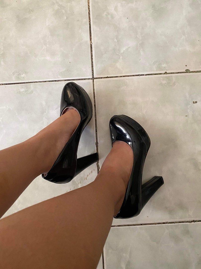 three inch black heels