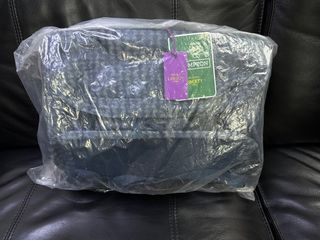 （分類：）位於 。 由 hendry1606 提交（商品編號 1235208984，圖片 1）。簡介： 。
