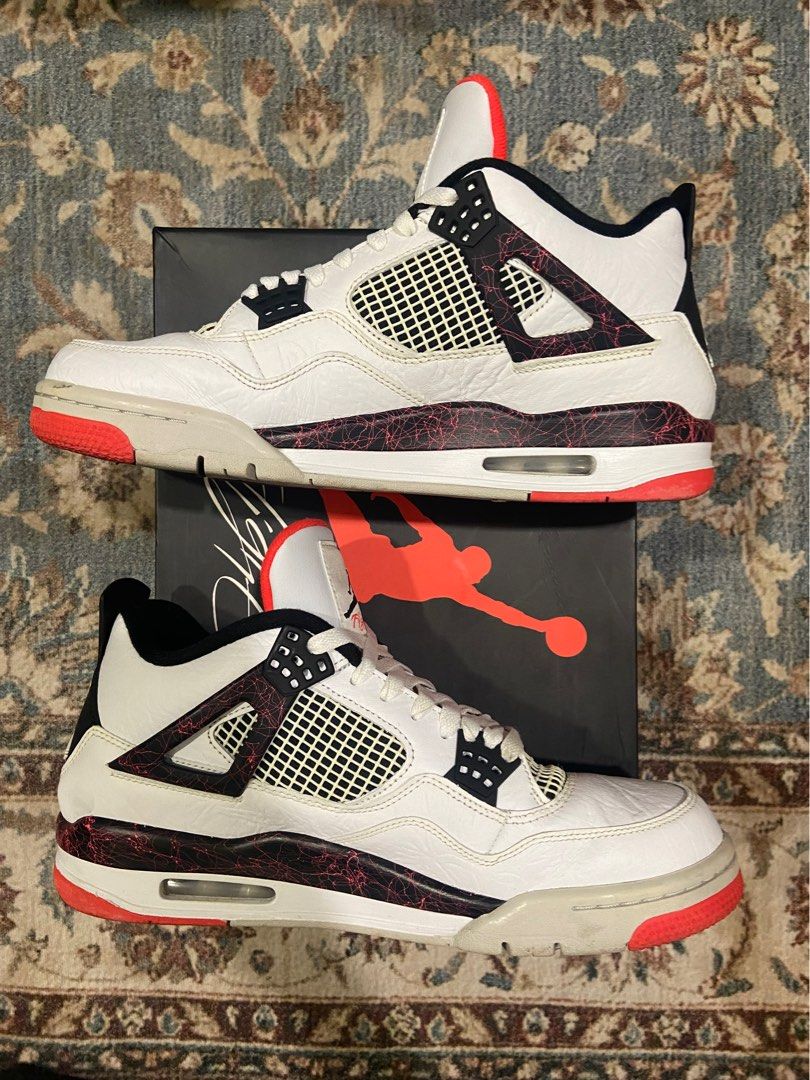 Jordan 4 pale citron 2025 on feet
